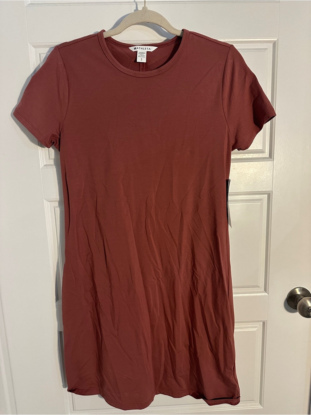 Athleta Short Sleeve Crewneck Dress in Dusty Rose
